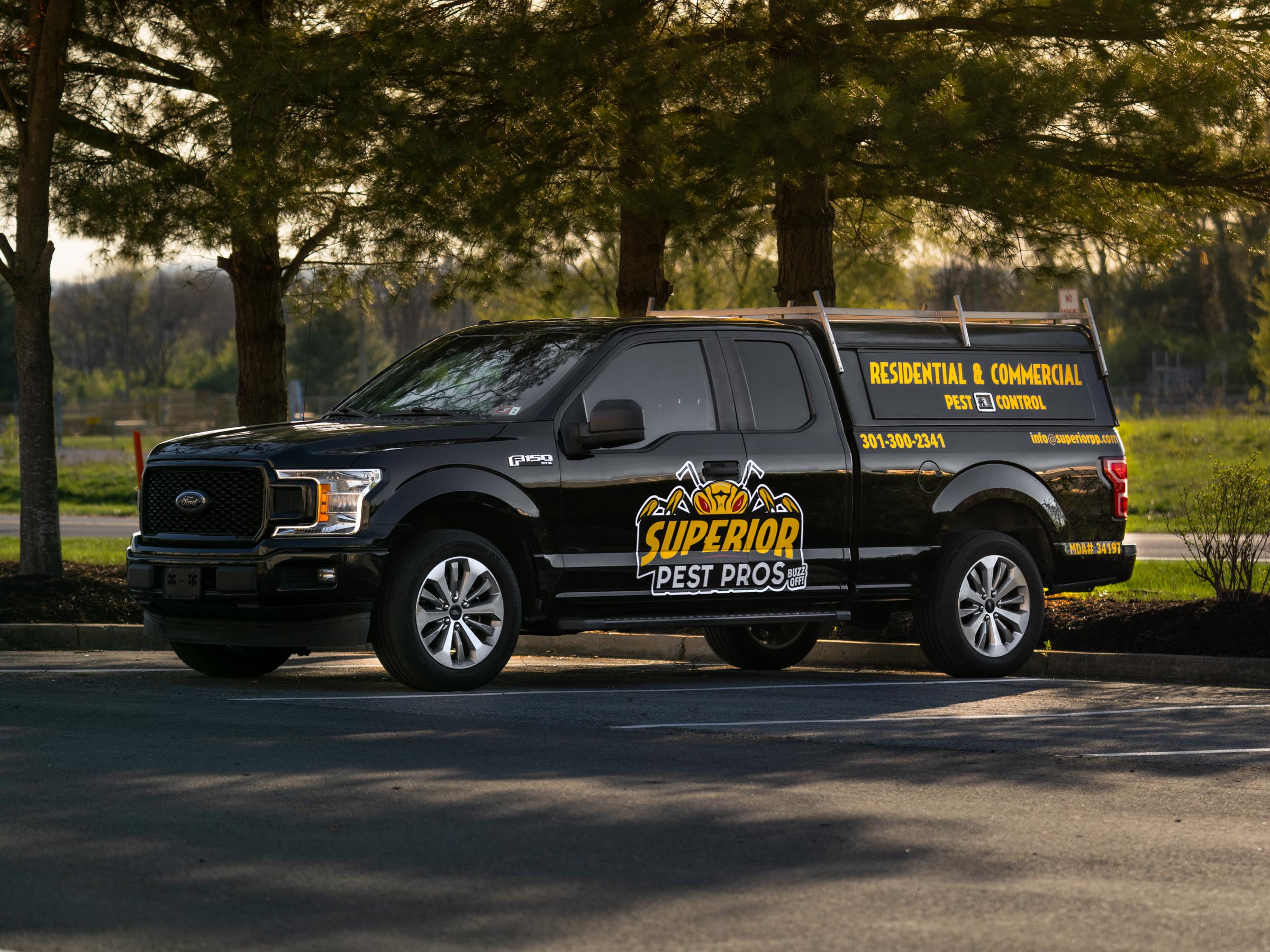 SERVICE: Vehicle with professional lettering